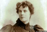 Walkabout: The Scarlet Sovereign of Ilion