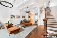 Brooklyn Heights Dream Home: Renovated Six-Bedroom Brownstone with AC for $19K Monthly