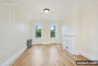 Picture-Perfect Park Views: Brooklyn Heights One-Bedroom for $2,900