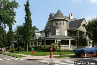 Manafort’s Carroll Gardens Brownstone Seized by Feds in Plea Deal