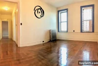 Classic Brooklyn One Bedroom Steps to Museum Dining Kitchen Bike Ready 2150