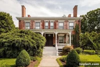 Kinderhook’s Federal Gem: Yours for 1.25 Million