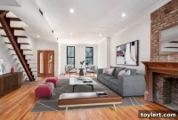 Step Back in Time: WWII Townhouse, Vintage Kitchen, Plus Three More to Explore This Weekend