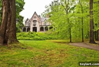A.J. Davis’s Countryside Gem: The Former Attorney General’s Pierrepont Brooklynite Residence