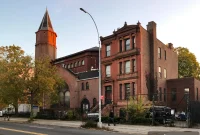 City Shuts Down Bushwick Thrift Store as Roof Threatens Collapse