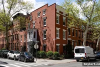 Brooklyn Heights Home Adapts Through Eras