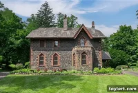 Exquisite Gothic Cottage in Rockland County at 2.495 Million