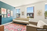 Burg Condo with Breathtaking Bridge Views 2 BR In-Unit Laundry $6,500