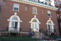 Today’s Architectural Pick: 384 Clinton Avenue