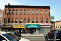 Daily Showcase 1197 Fulton Street