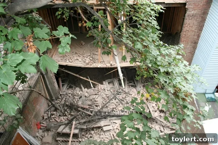 Facade Crumbles at 288 16th Street 2 288-16th-street-092713