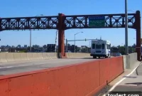 City Greenlights Pulaski Bike Lane