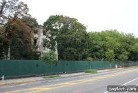 Navy Yard Advances Developer Replacement