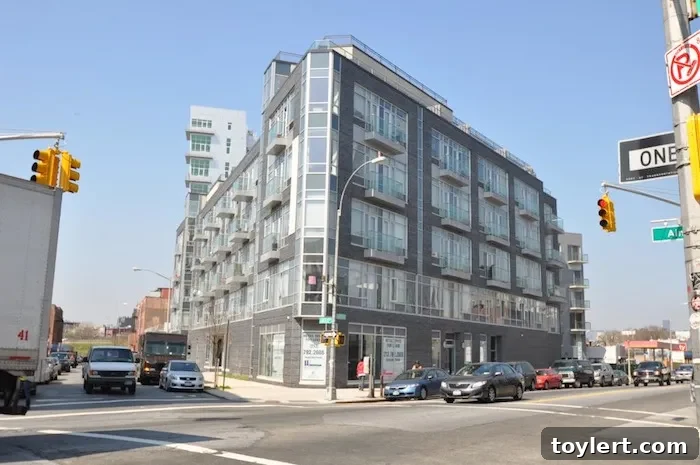 Starbucks Brewing Soon in Williamsburg 2 Starbucks' new location at 405 Union Avenue, Williamsburg