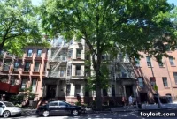 Lafayette Avenue’s Architectural Mystery: The Unique Flats at 155-159 by a Hidden Master