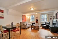 Brooklyn Heights Oasis: Garden Apartment with Essential Bike Storage