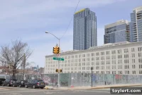 Williamsburg Welcomes Trader Joes