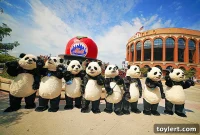Winter Glow at Citi Field: Hello Panda Festival Shines with Global Flavors, Dazzling Lights, and Vibrant Art
