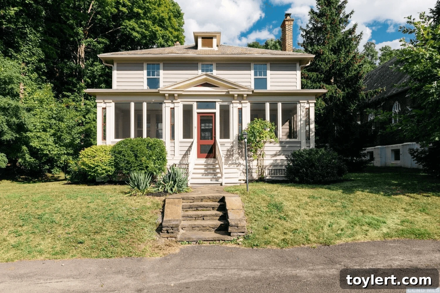 exterior of 7 rectory lane stuyvesant ny columbia county
