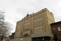 Bed-Stuy’daki Prestijli Eski Okul El Değiştirdi