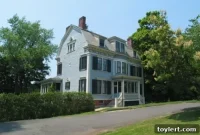 Upstate Unbound: Living Car-Free in the Countryside